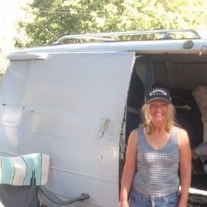 Meet your Posher, Deborah